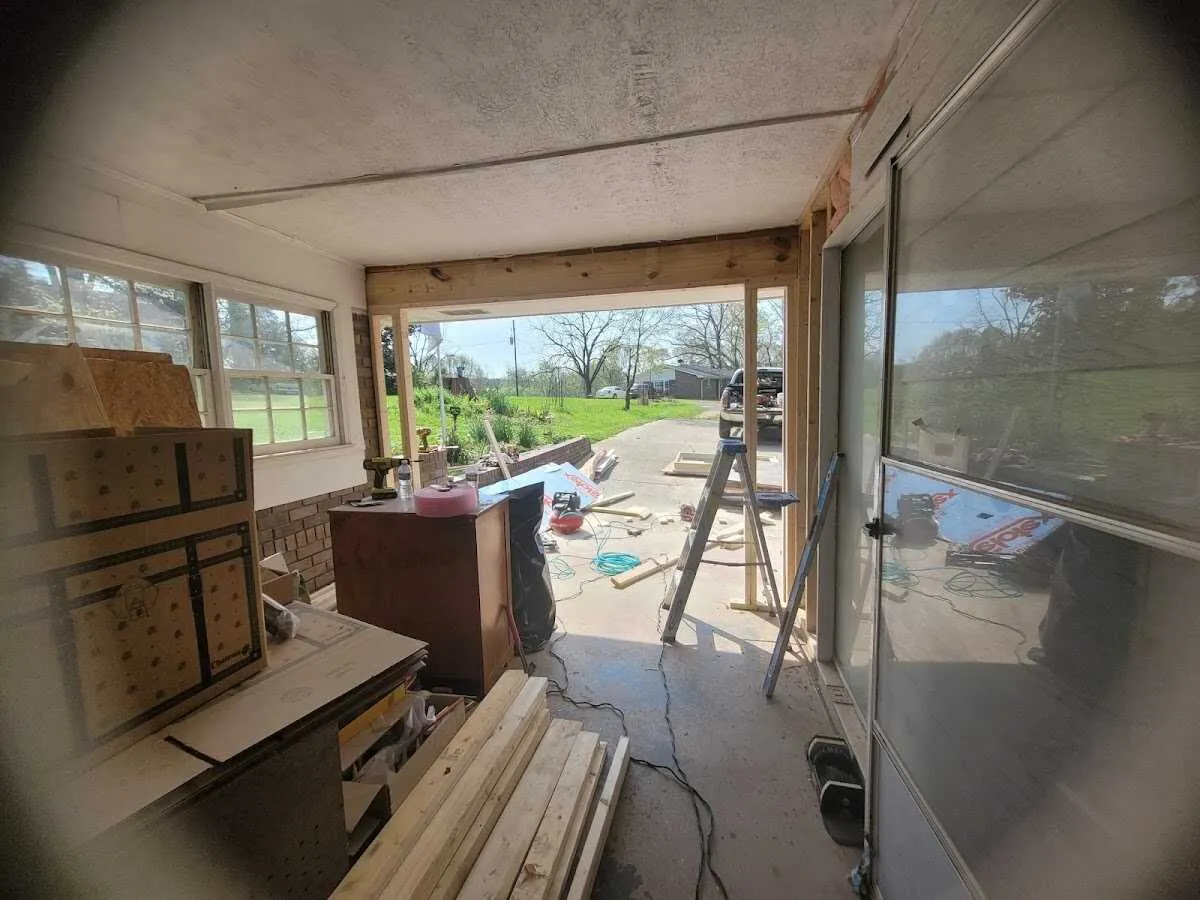 Air movers and dehumidifier for Water Mitigation Services in Cheverly